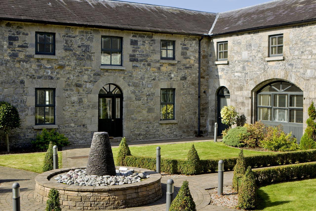 Moyvalley Hotel Self Catering Cottages المظهر الخارجي الصورة